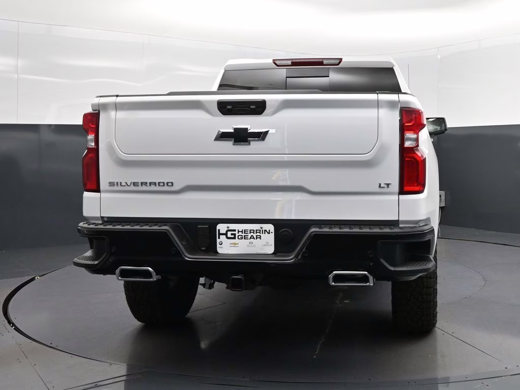 2026 Summit White Chevrolet Silverado 1500 LT Trail Boss 4X4 Truck