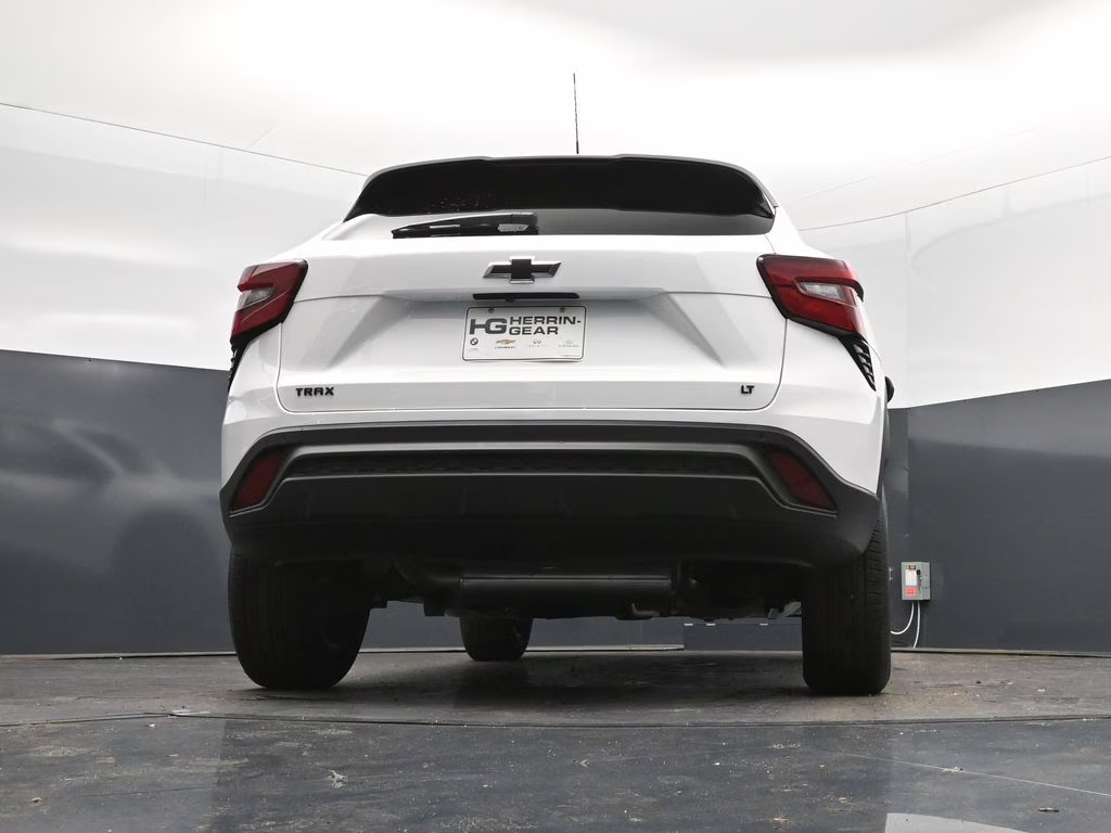 2026 Summit White Chevrolet Trax LT FWD SUV