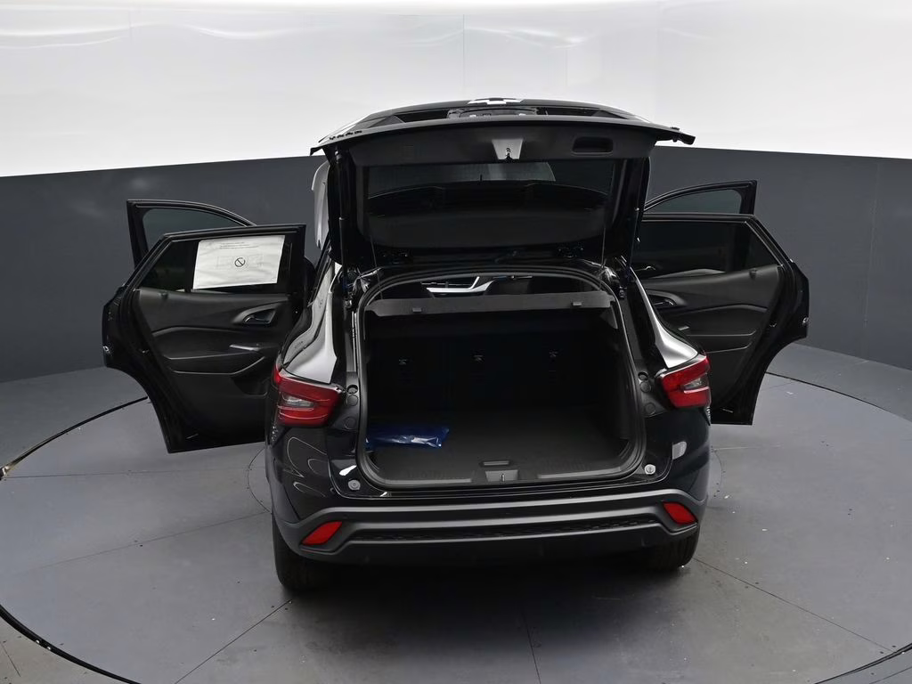 2026 Black Chevrolet Trax LT FWD SUV
