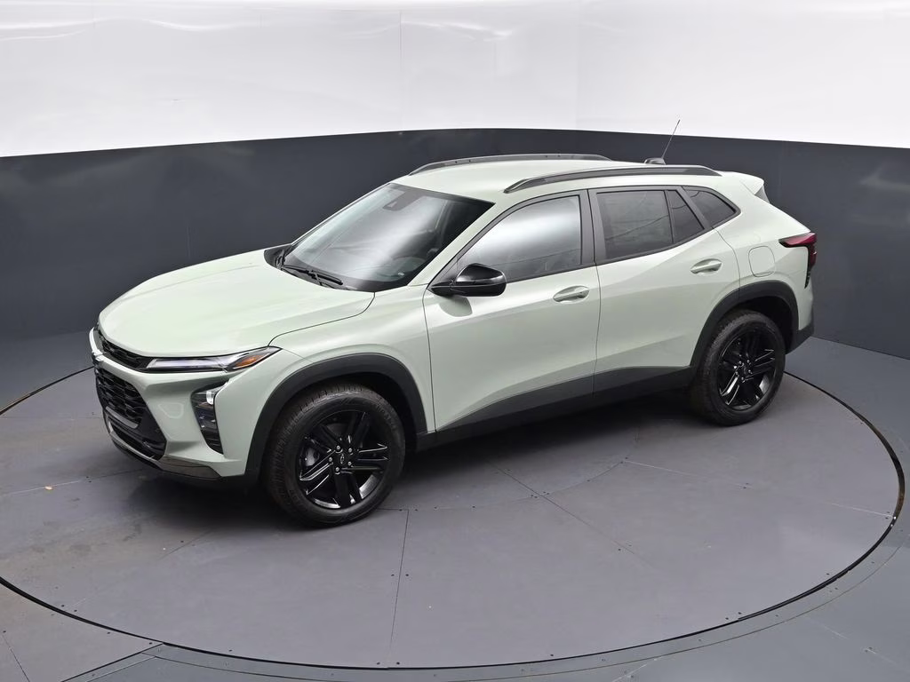 2026 Green Chevrolet Trax ACTIV FWD SUV
