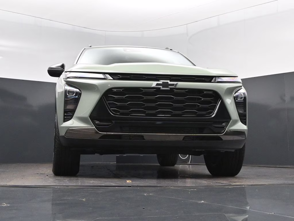 2026 Green Chevrolet Trax ACTIV FWD SUV