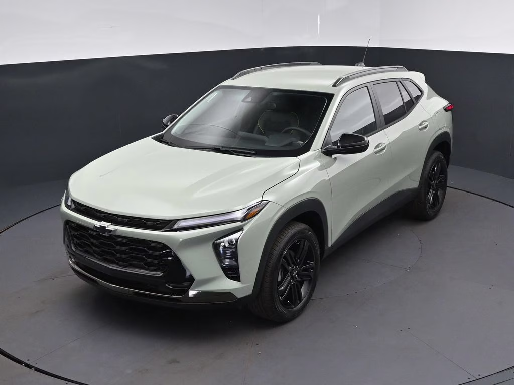 2026 Green Chevrolet Trax ACTIV FWD SUV