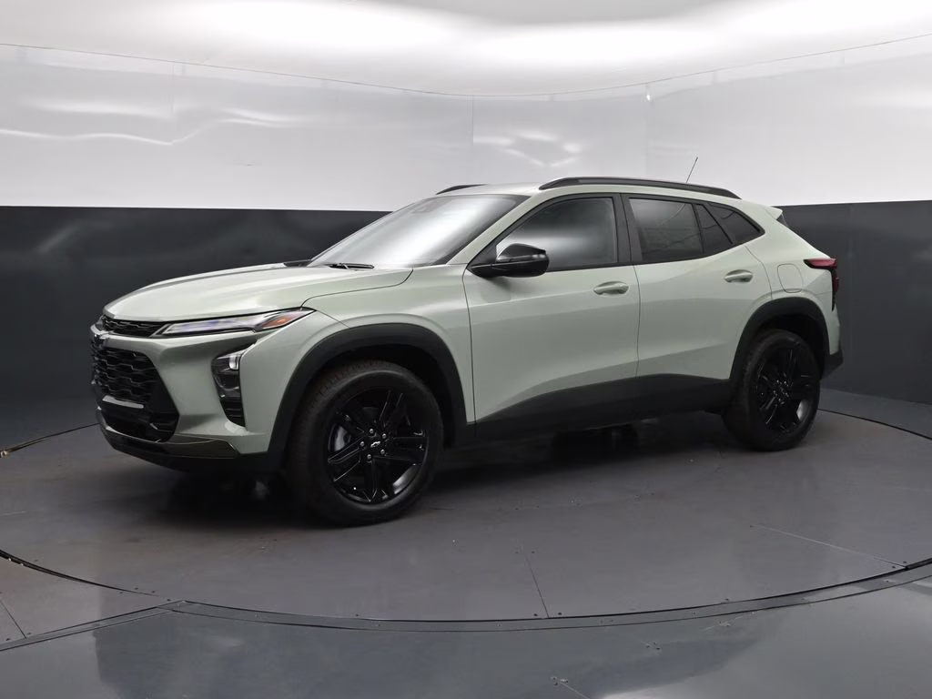 2026 Green Chevrolet Trax ACTIV FWD SUV