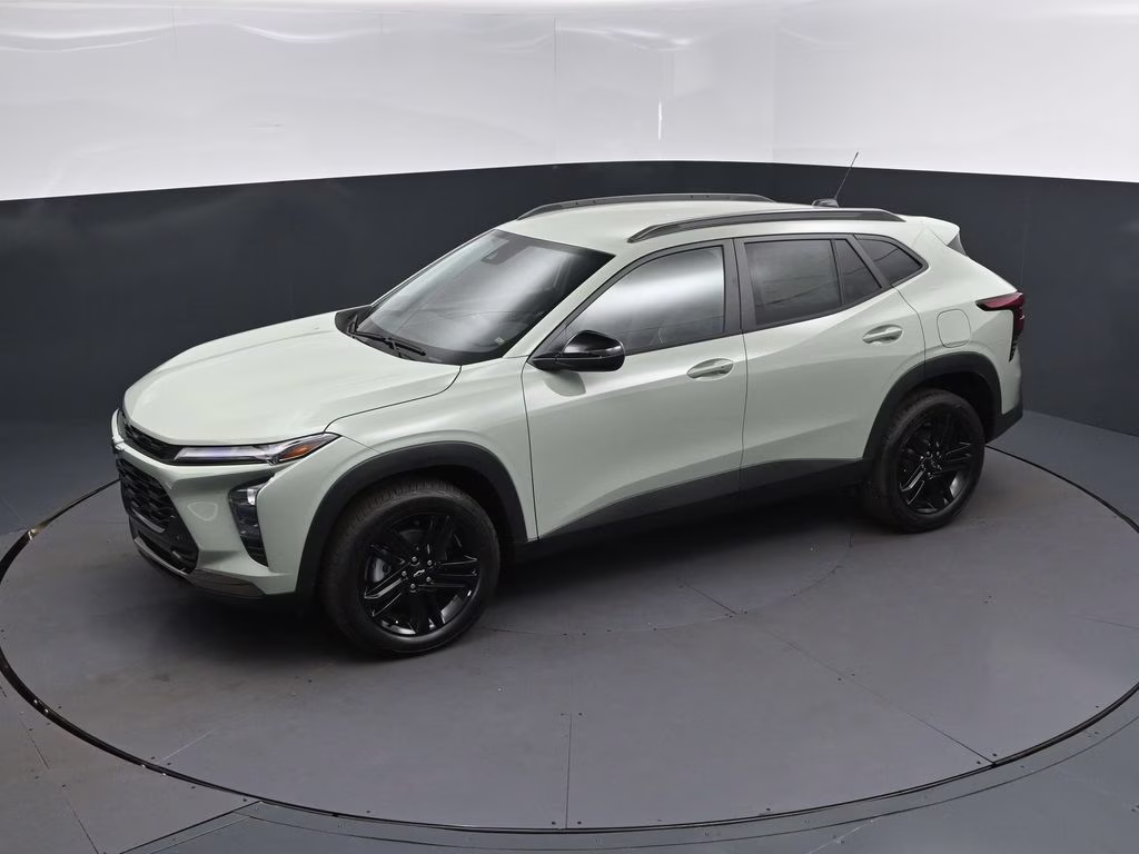 2026 Green Chevrolet Trax ACTIV FWD SUV