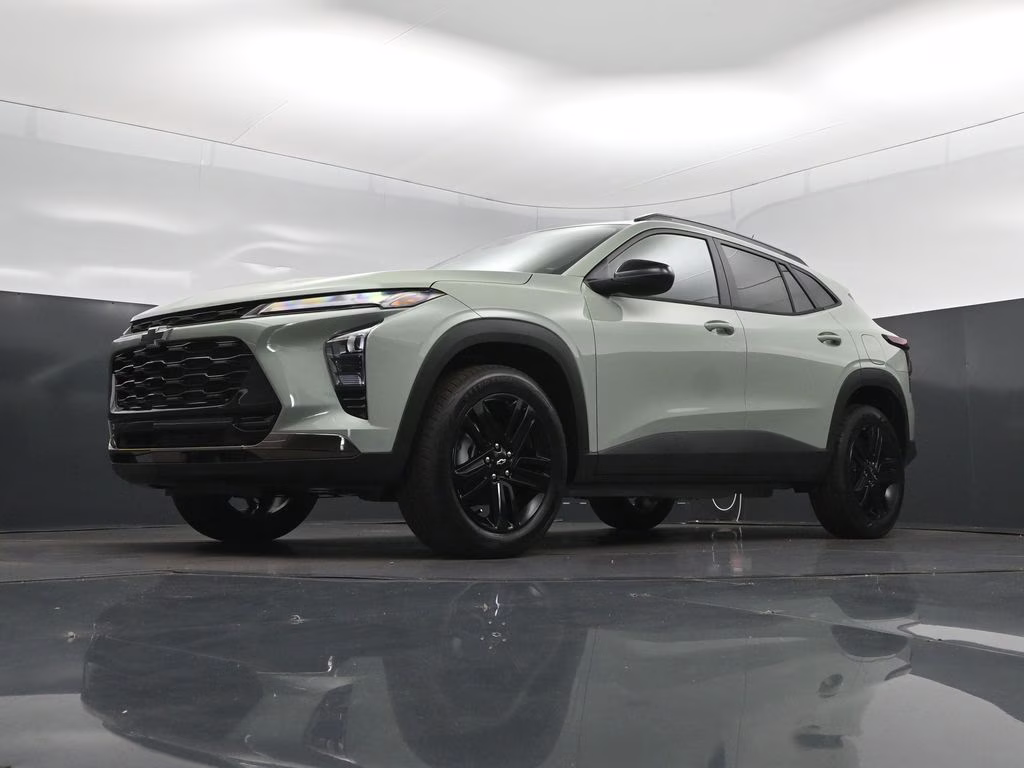2026 Green Chevrolet Trax ACTIV FWD SUV