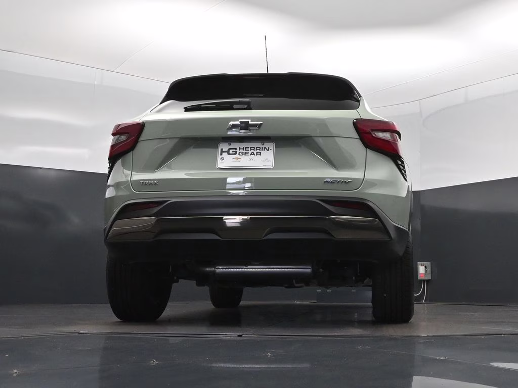 2026 Green Chevrolet Trax ACTIV FWD SUV