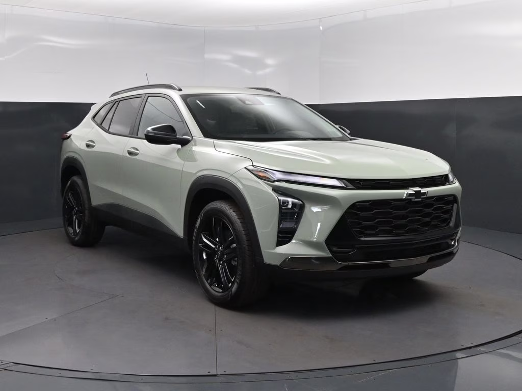 2026 Green Chevrolet Trax ACTIV FWD SUV
