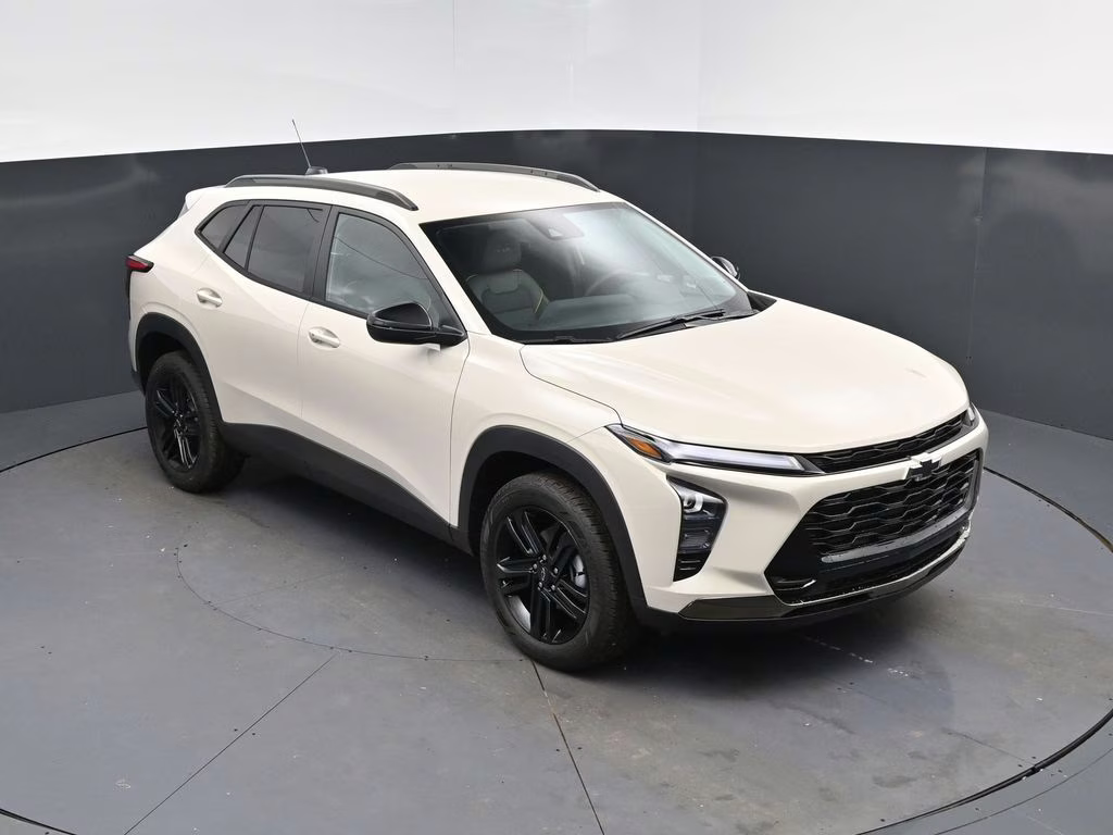 2026 White Chevrolet Trax ACTIV FWD SUV