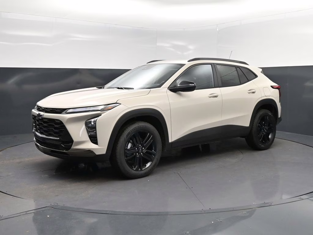 2026 White Chevrolet Trax ACTIV FWD SUV
