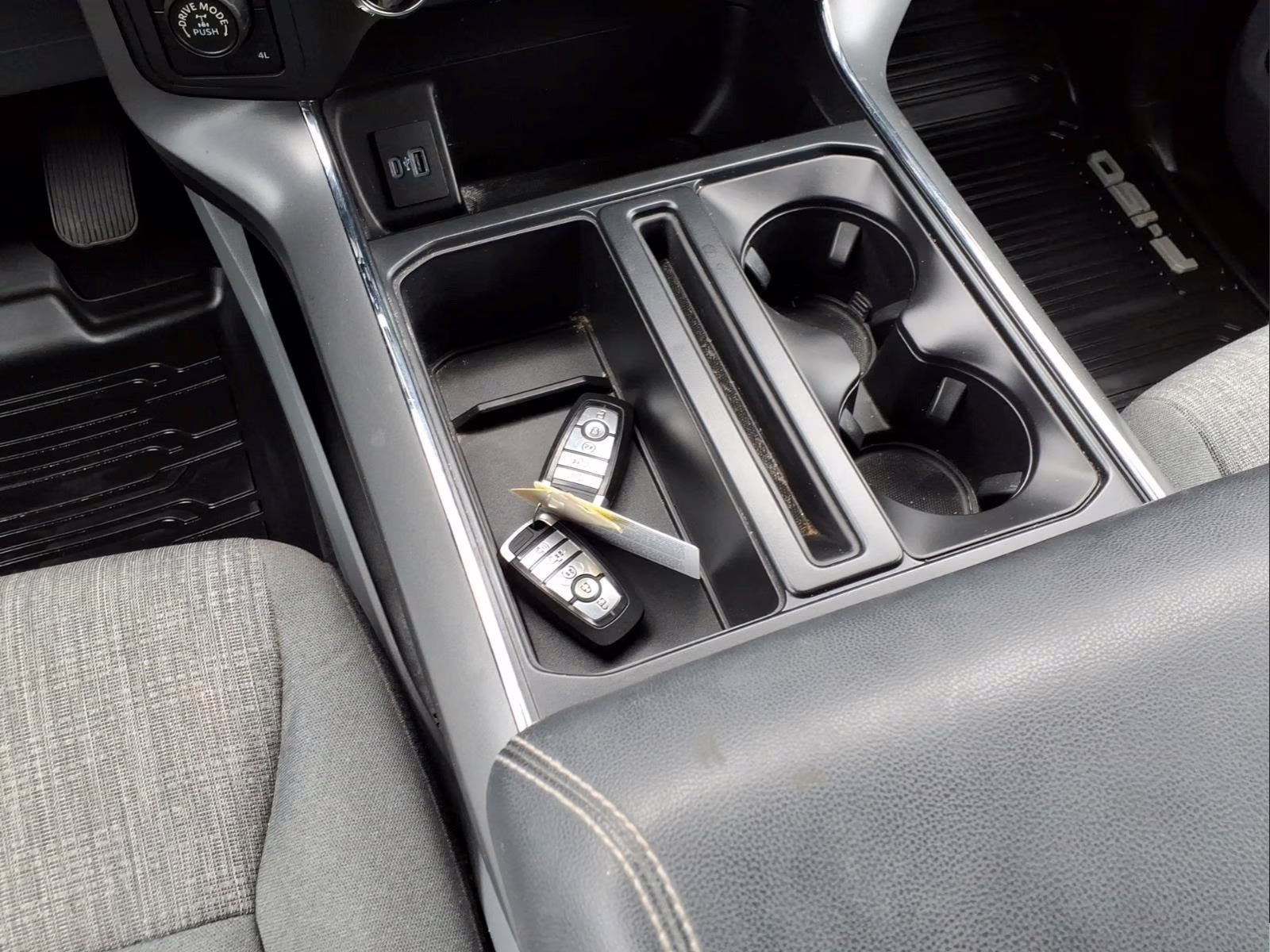 2022 Stone Gray Metallic Ford F-150 XLT 4X4 Truck