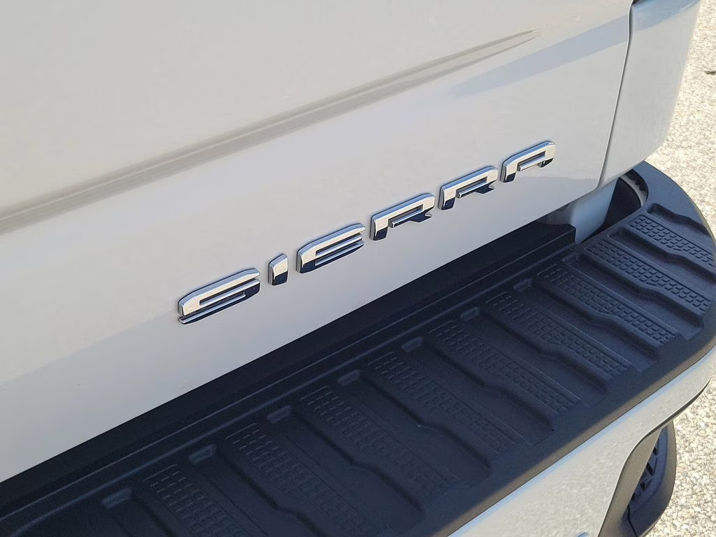 2023 White Frost Tricoat GMC Sierra 1500 Denali Ultimate 4X4 Truck