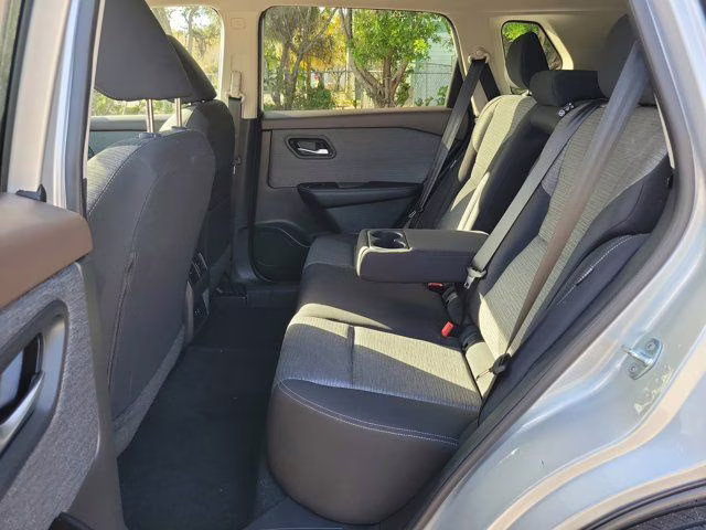2023 Brilliant Silver Metallic Nissan Rogue SV AWD SUV