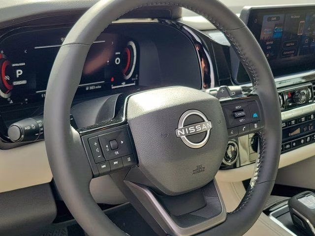 2026 Everest White Pearl Tricoat Nissan Pathfinder SL FWD SUV