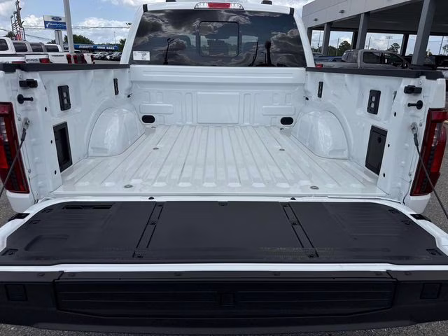 2026 Oxford White Ford F-150 XLT RWD Truck