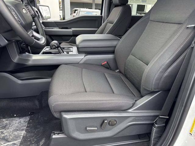 2026 Oxford White Ford F-150 XLT RWD Truck