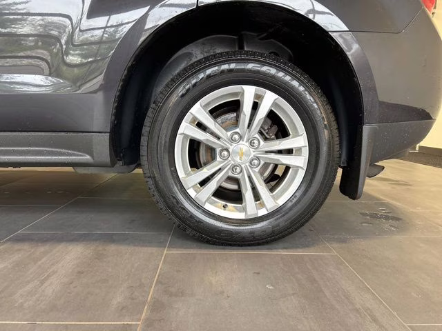 2015 Tungsten Metallic Chevrolet Equinox LT AWD SUV