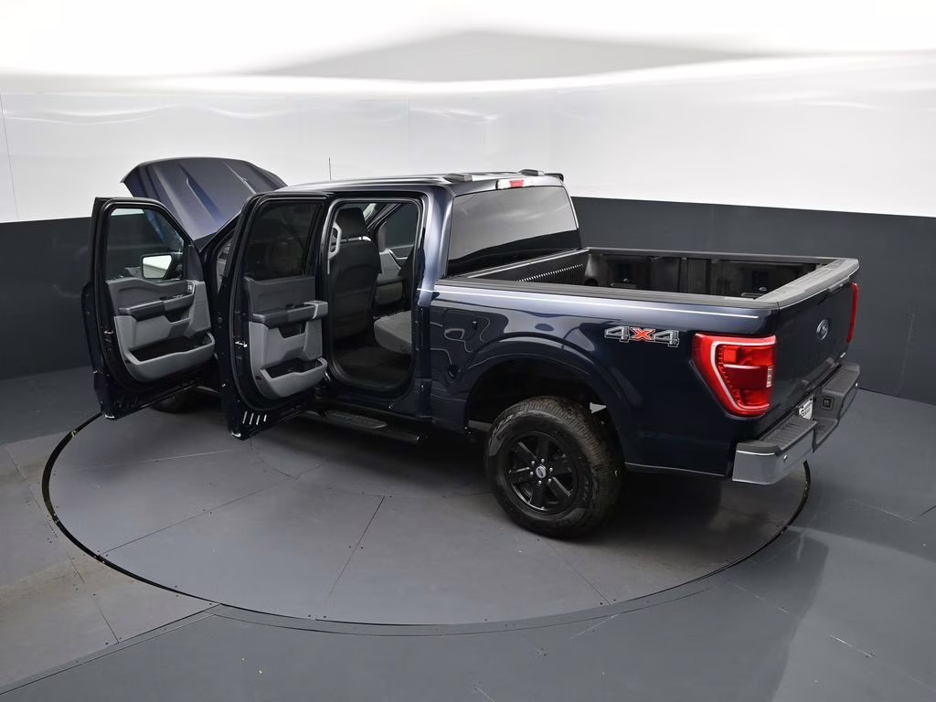 2023 Blue Metallic Ford F-150 XLT 4X4 Truck