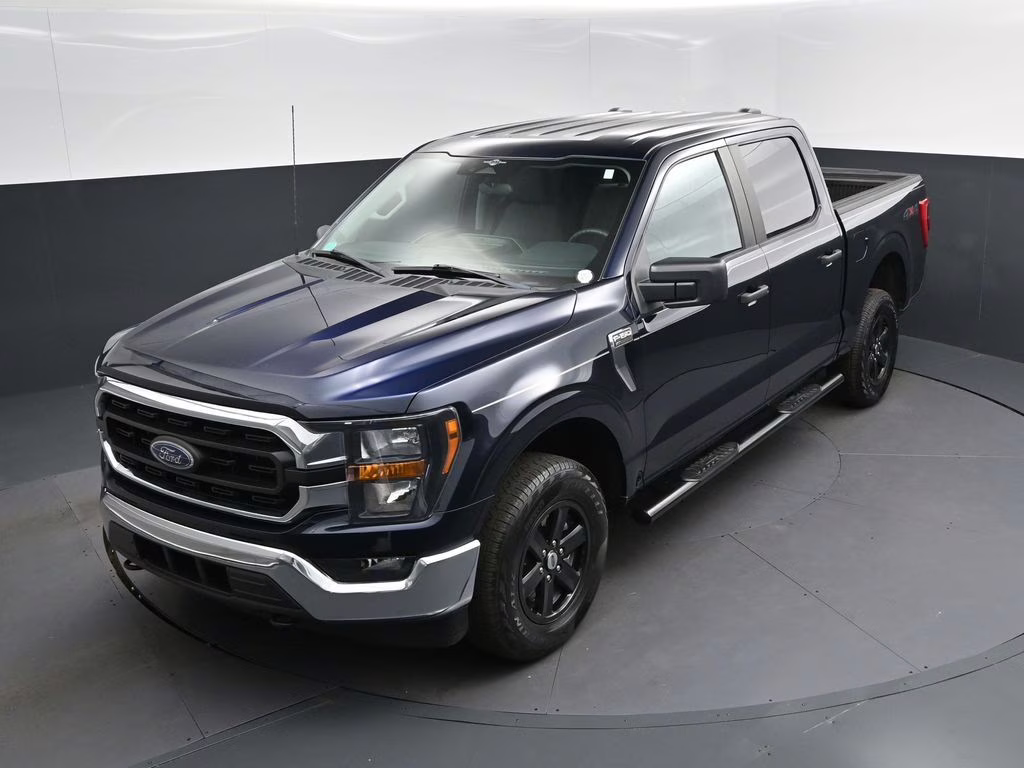 2023 Blue Metallic Ford F-150 XLT 4X4 Truck