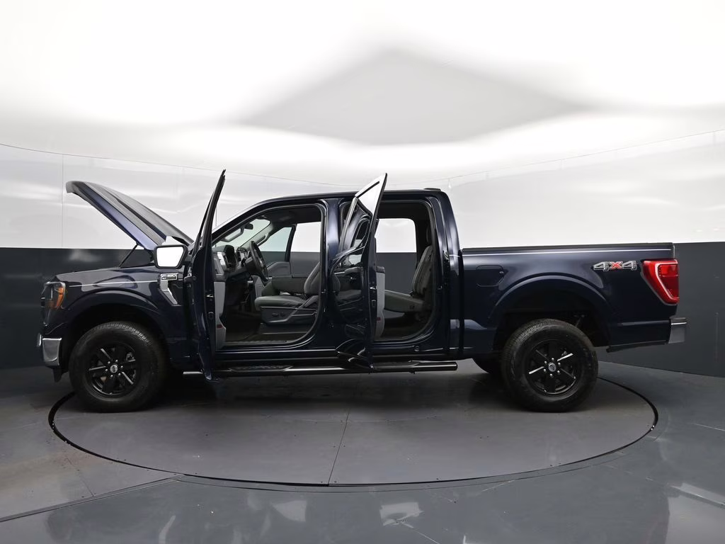2023 Blue Metallic Ford F-150 XLT 4X4 Truck
