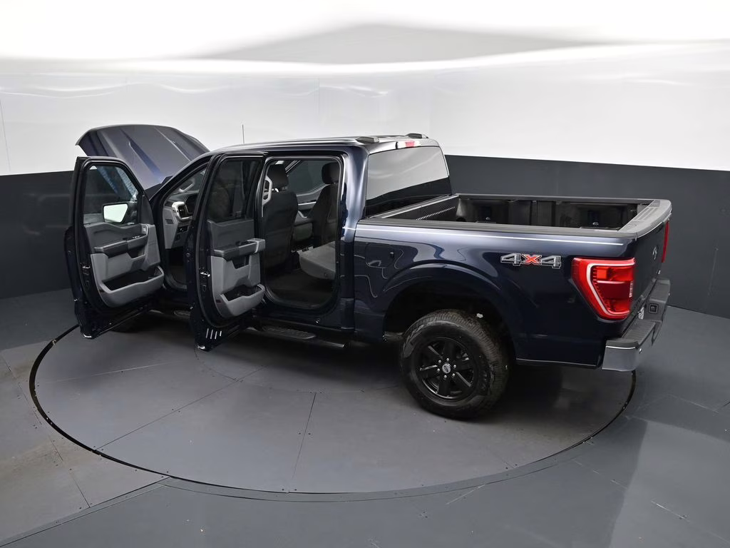 2023 Blue Metallic Ford F-150 XLT 4X4 Truck
