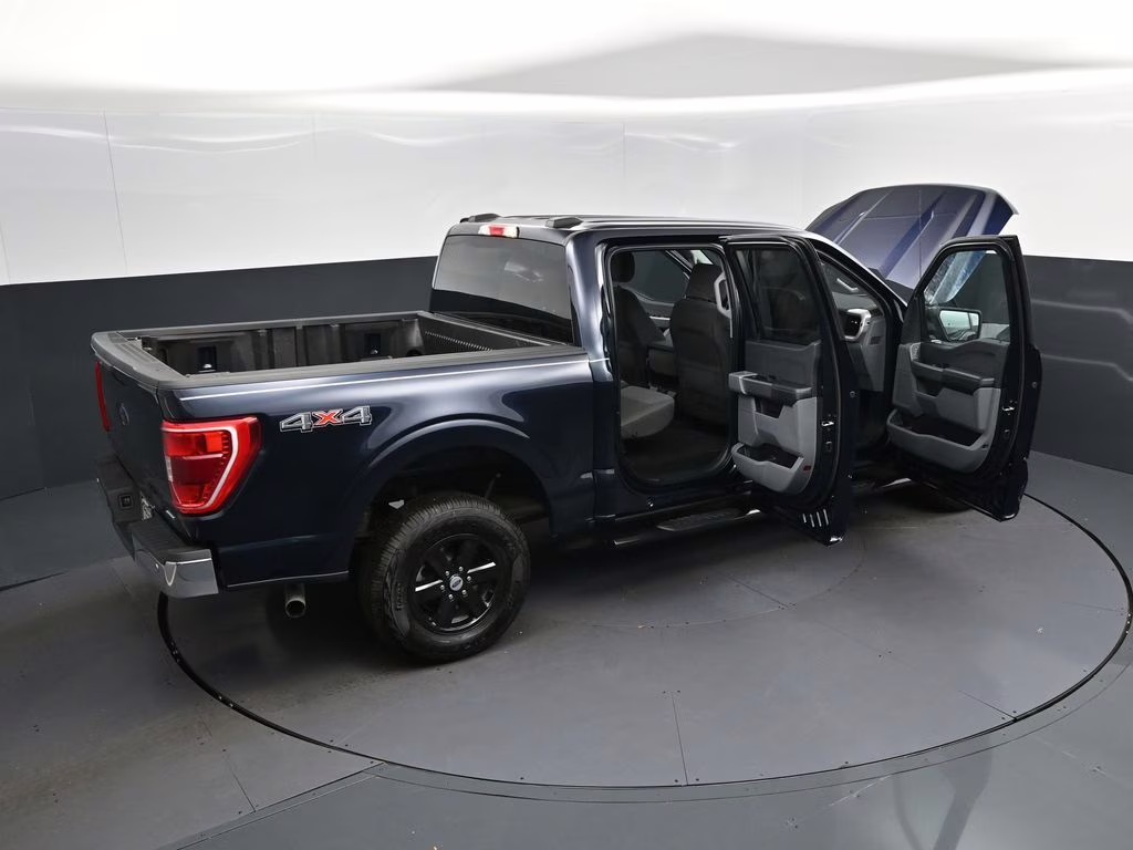 2023 Blue Metallic Ford F-150 XLT 4X4 Truck