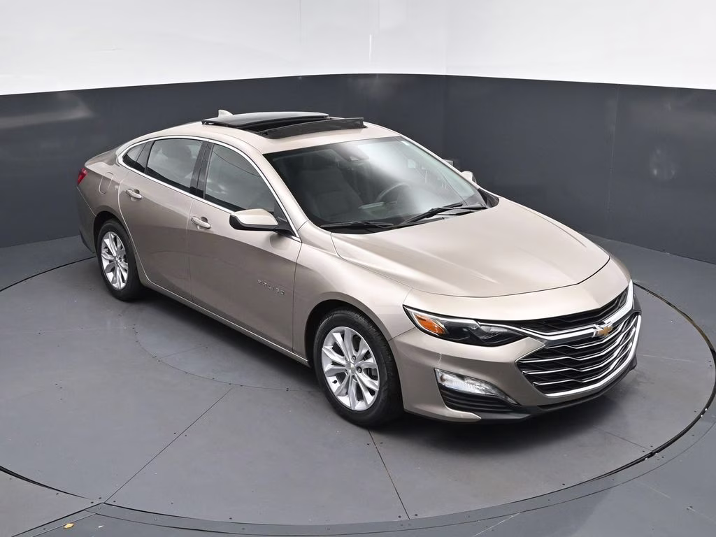2024 Mineral Gray Metallic Chevrolet Malibu LT FWD Sedan