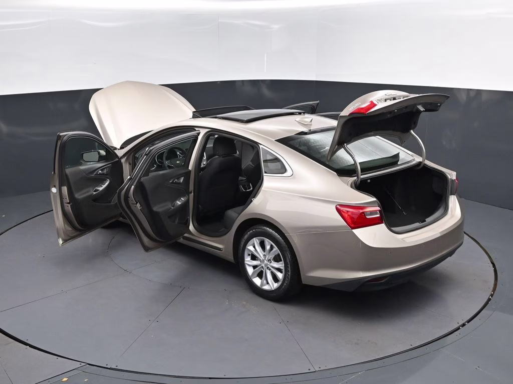 2024 Mineral Gray Metallic Chevrolet Malibu LT FWD Sedan