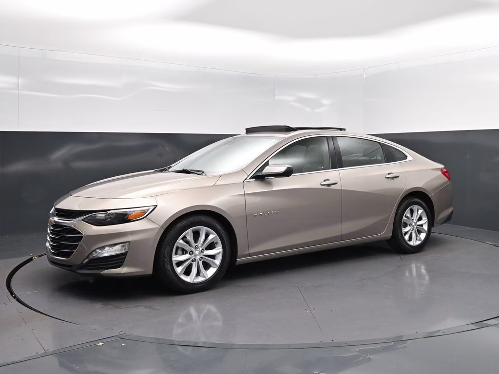 2024 Mineral Gray Metallic Chevrolet Malibu LT FWD Sedan