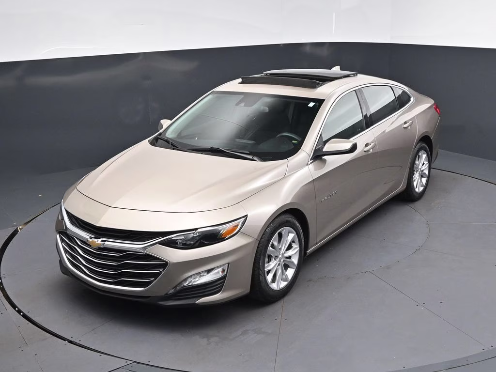 2024 Mineral Gray Metallic Chevrolet Malibu LT FWD Sedan