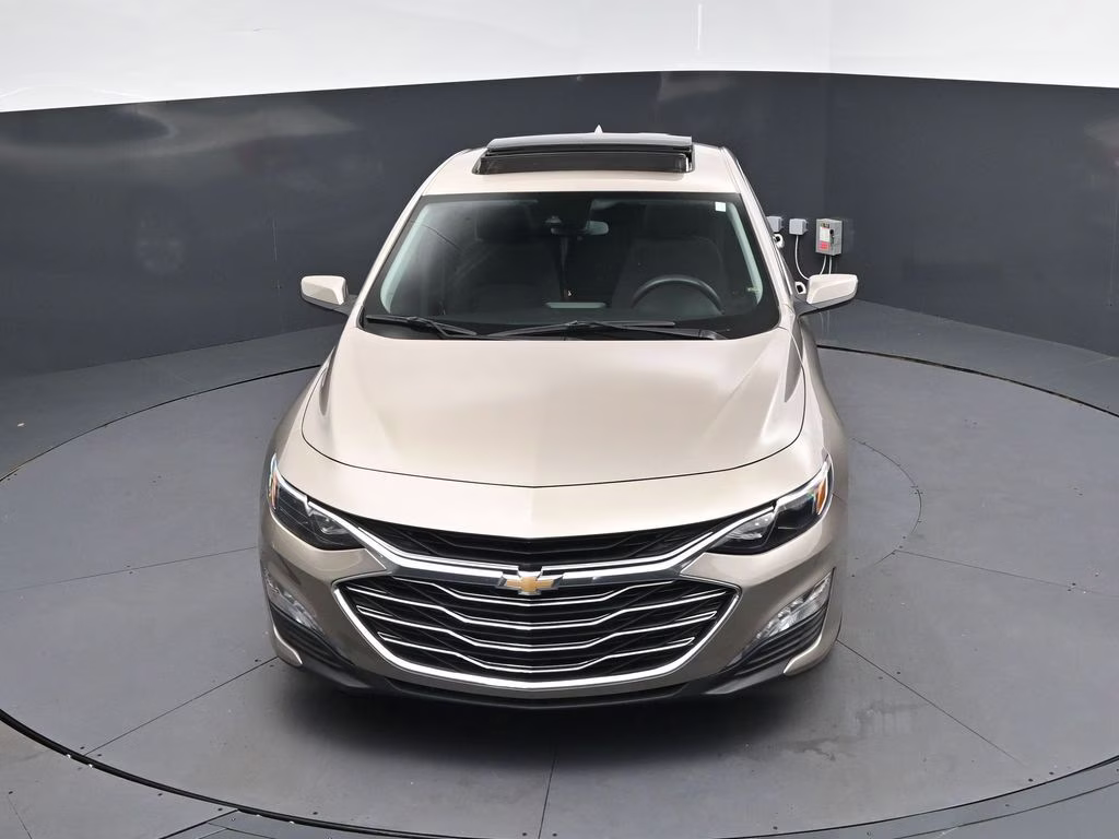 2024 Mineral Gray Metallic Chevrolet Malibu LT FWD Sedan