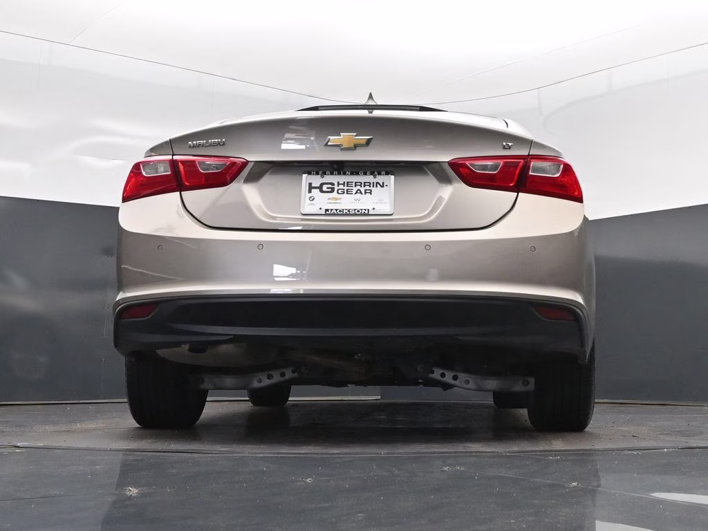 2024 Mineral Gray Metallic Chevrolet Malibu LT FWD Sedan