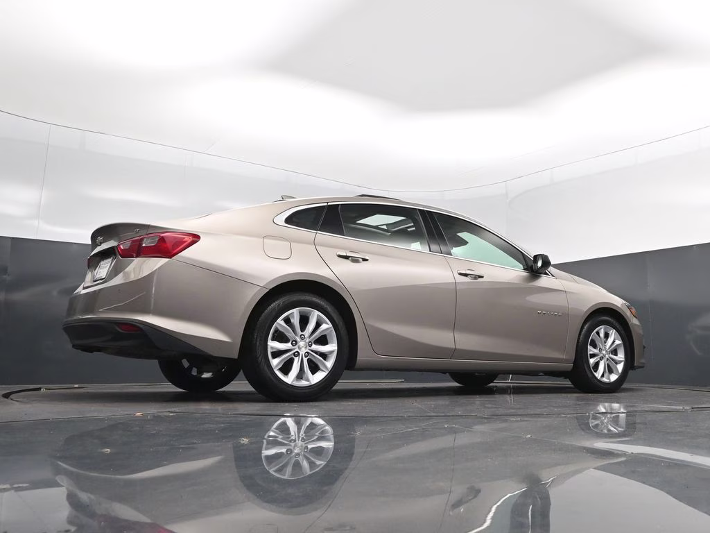 2024 Mineral Gray Metallic Chevrolet Malibu LT FWD Sedan