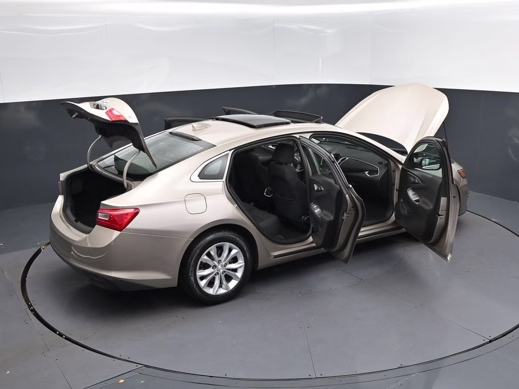 2024 Mineral Gray Metallic Chevrolet Malibu LT FWD Sedan