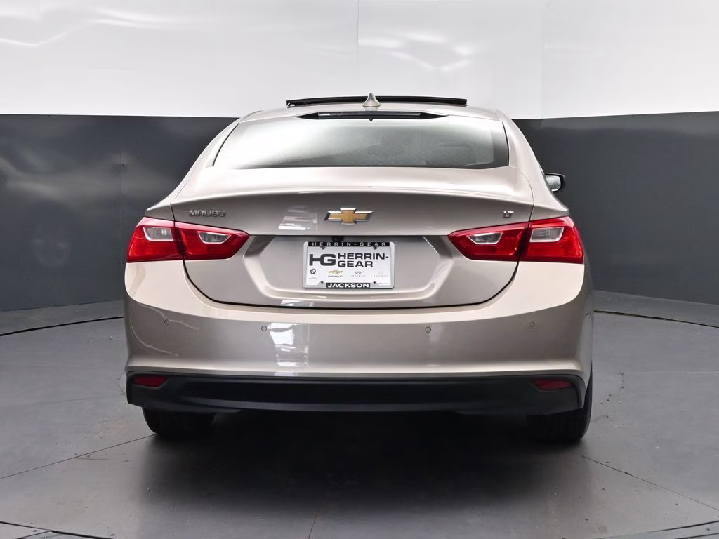2024 Mineral Gray Metallic Chevrolet Malibu LT FWD Sedan