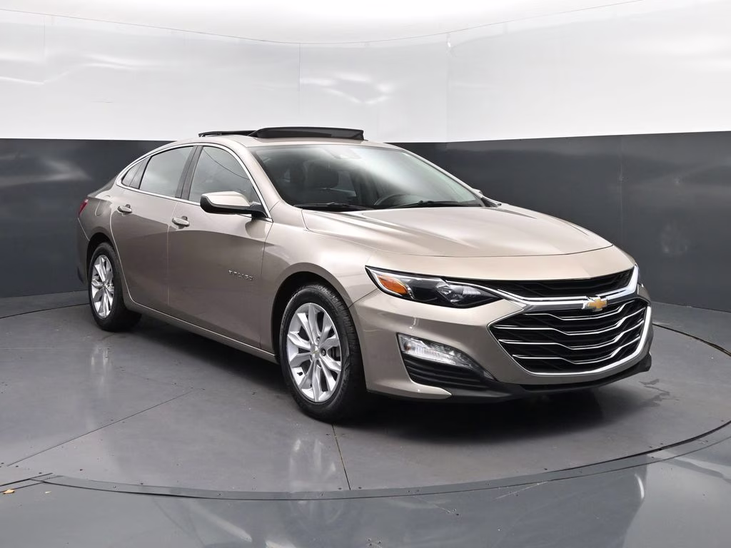 2024 Mineral Gray Metallic Chevrolet Malibu LT FWD Sedan