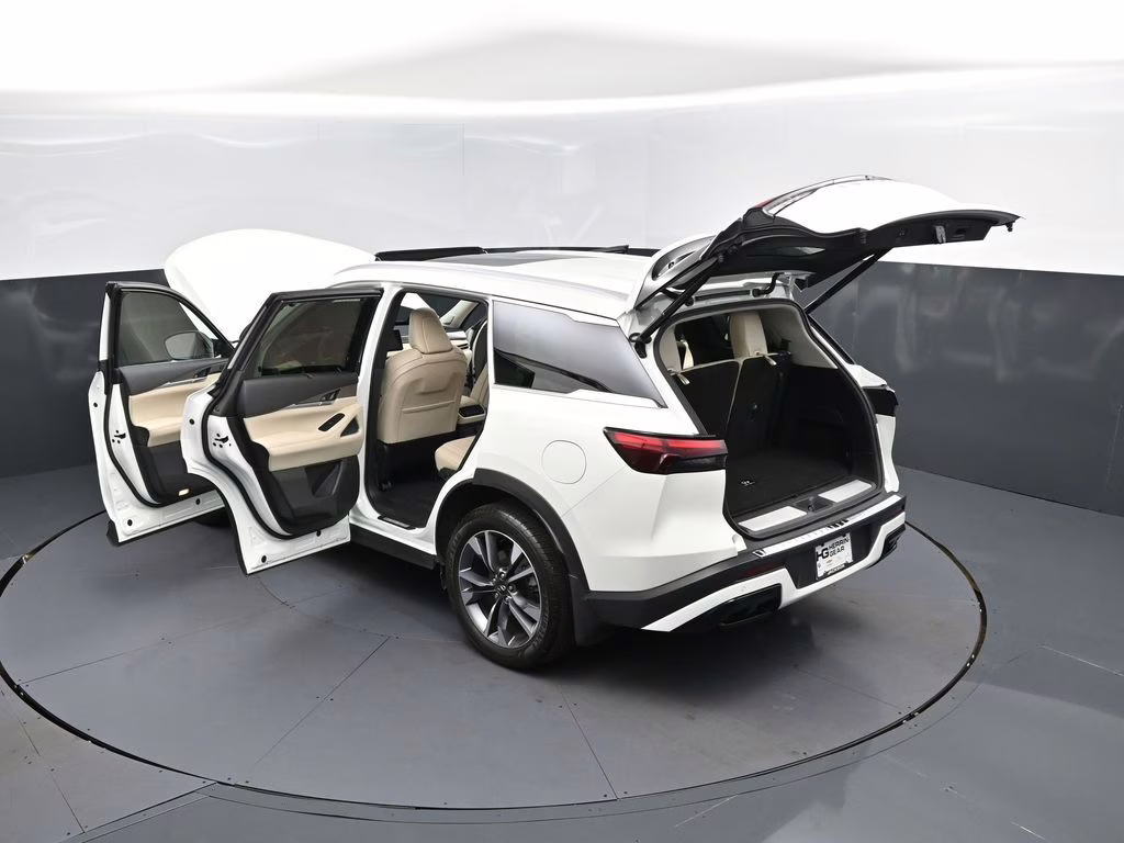 2023 Majestic INFINITI QX60 LUXE FWD SUV