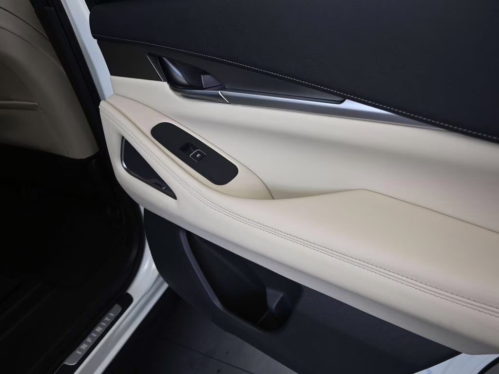 2023 Majestic INFINITI QX60 LUXE FWD SUV
