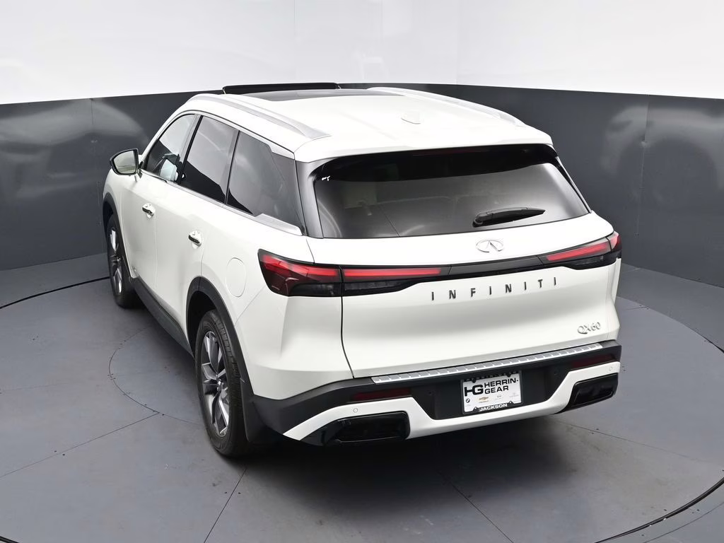 2023 Majestic INFINITI QX60 LUXE FWD SUV