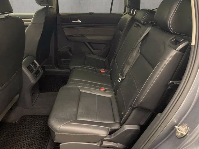 2022 Platinum Gray Metallic Volkswagen Atlas SEL AWD SUV