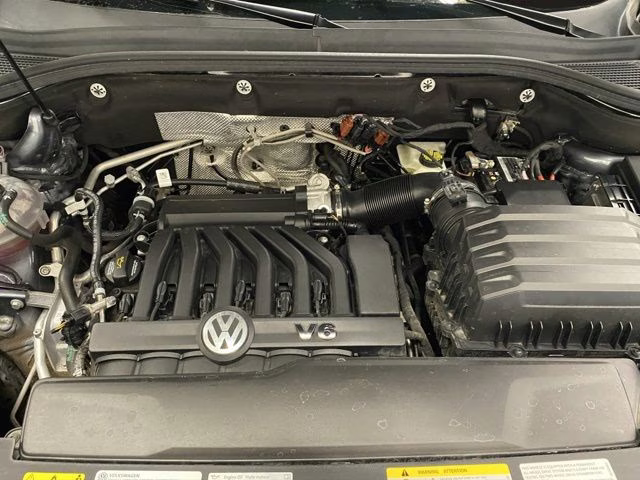 2022 Platinum Gray Metallic Volkswagen Atlas SEL AWD SUV