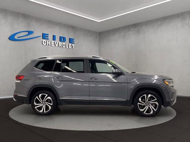 2022 Platinum Gray Metallic Volkswagen Atlas SEL AWD SUV