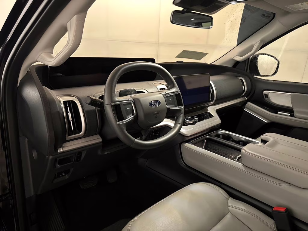2025 Agate Black Metallic Ford Expedition Max Active RWD SUV