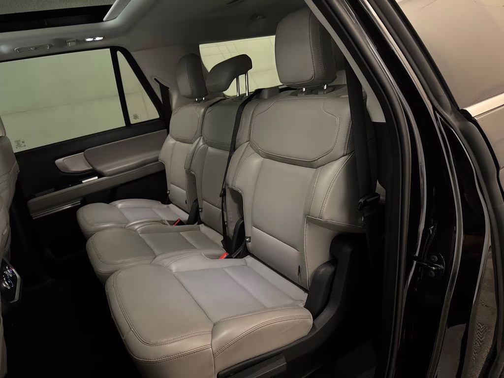 2025 Agate Black Metallic Ford Expedition Max Active RWD SUV