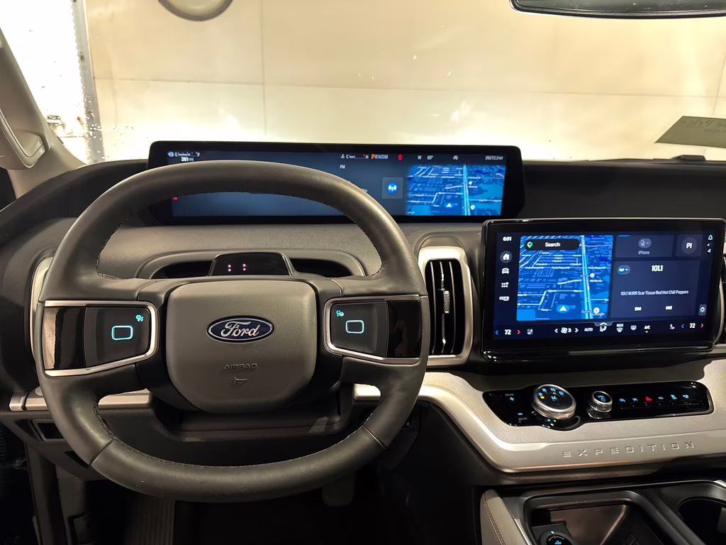 2025 Agate Black Metallic Ford Expedition Max Active RWD SUV