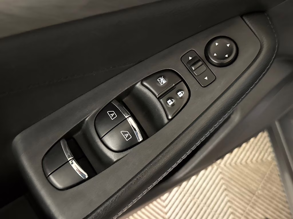 2017 Gun Metallic Nissan Maxima 3.5 S FWD Sedan