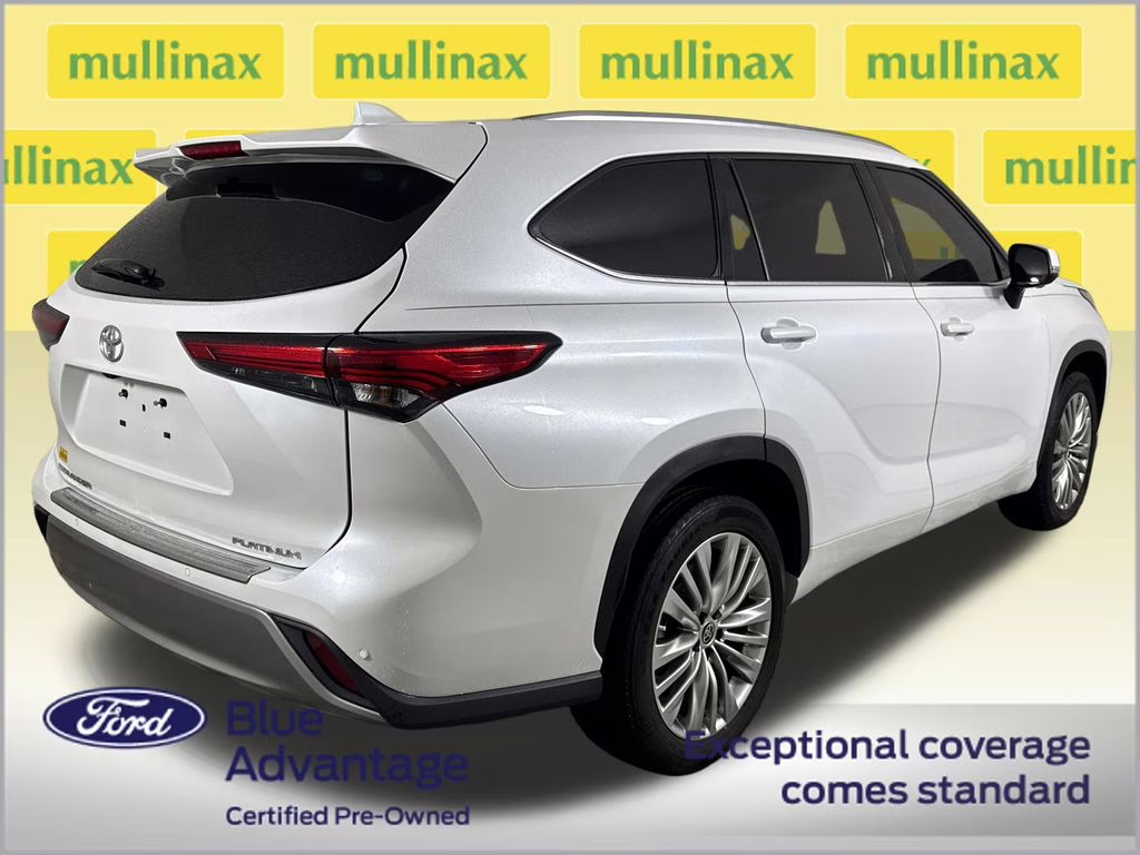 2023 Wind Chill Pearl Toyota Highlander Platinum FWD SUV
