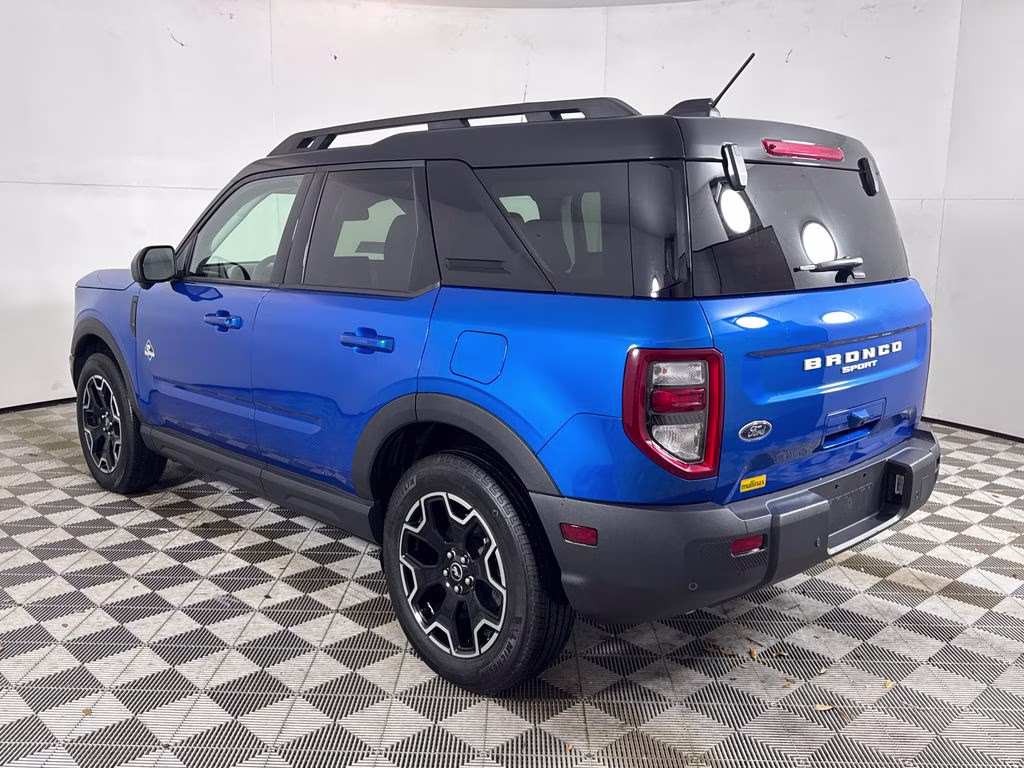 2025 Blue Metallic Ford Bronco Sport Outer Banks 4X4 SUV