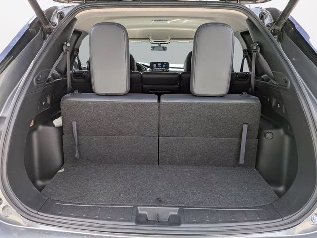 2024 Mercury Gray Metallic Mitsubishi Outlander SE AWD SUV