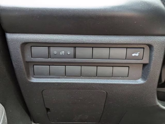 2024 Cosmic Blue Metallic Mitsubishi Outlander SE AWD SUV