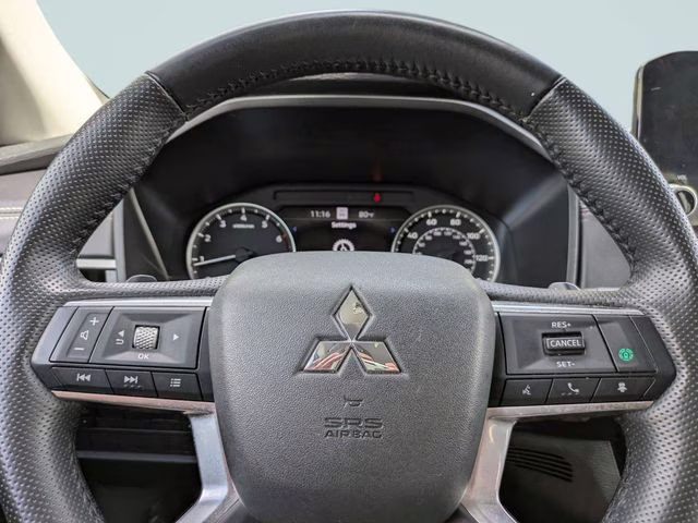 2024 Cosmic Blue Metallic Mitsubishi Outlander SE AWD SUV